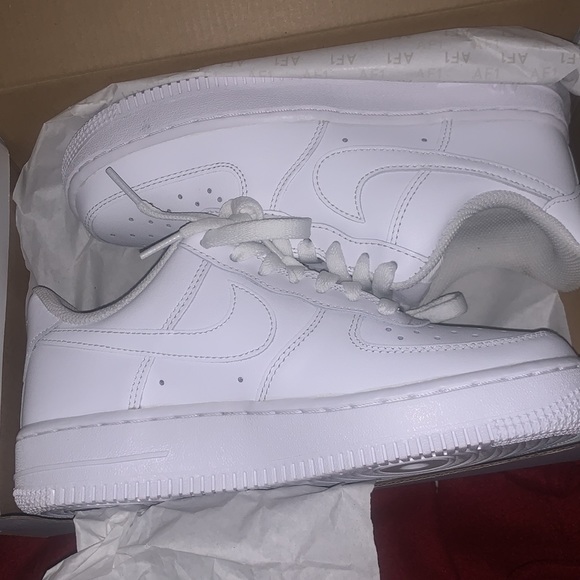 Air Force ones - Picture 4 of 4